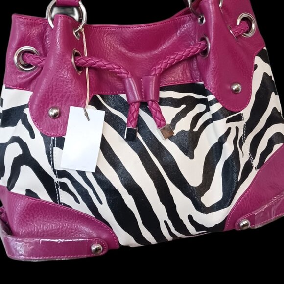 NWT Zebra Stripe Faux Leather Shoulder  Bucket Bag with Fuchsia Pink Trim - Picture 11 of 11